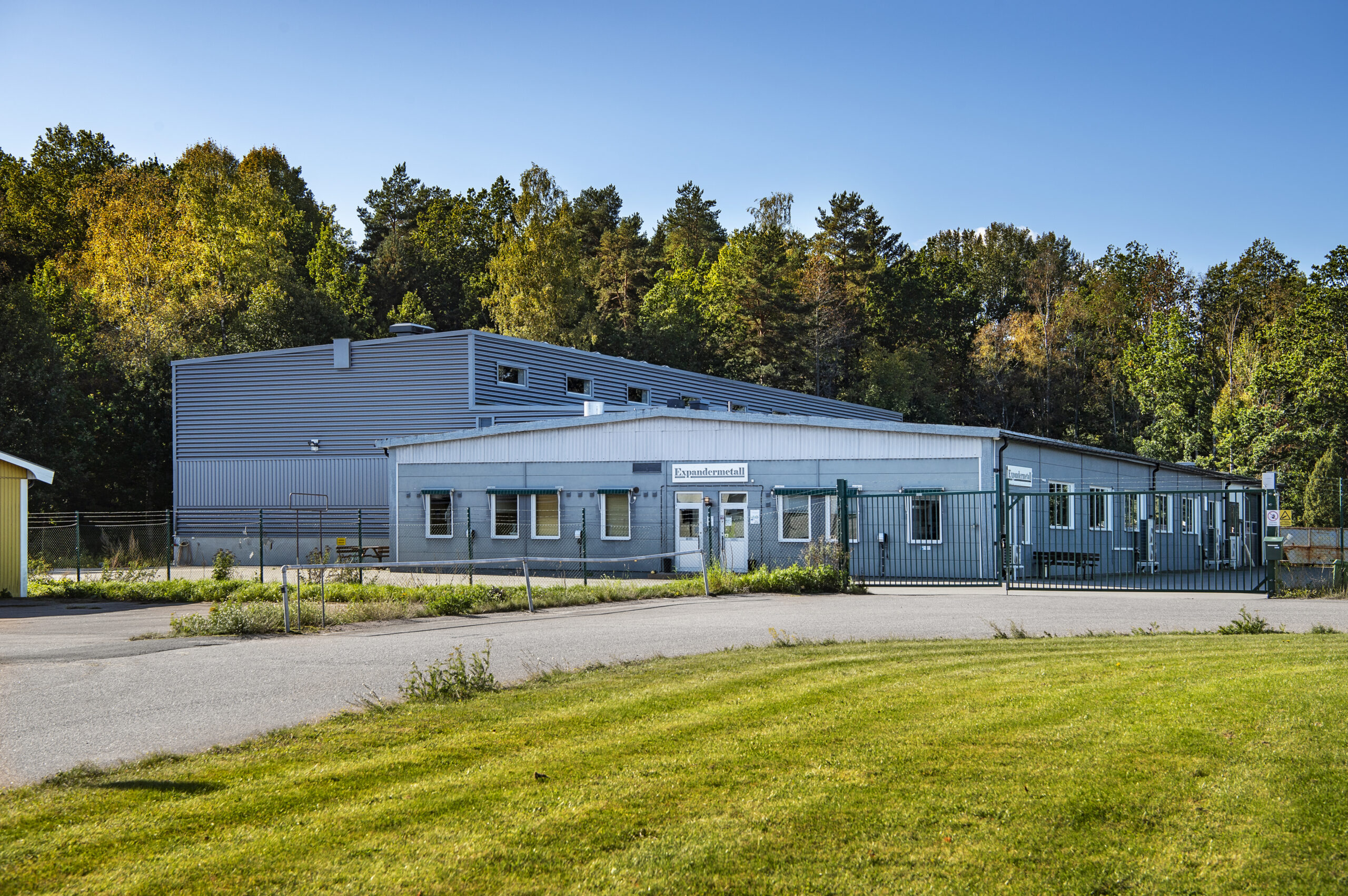 Expandermetall lager för sträckmetall